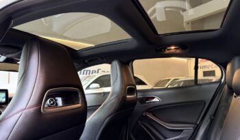 
									Mercedes Benz GLA 220d 4Matic full								