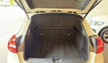 
									Mercedes Benz GLA 220d 4Matic full								
