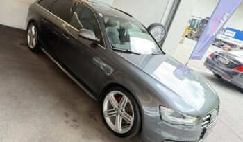 
									Audi A4 Avant 2.0 TDI quattro Sport full								