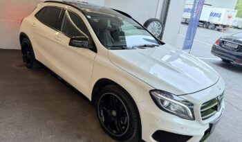 
									Mercedes Benz GLA 220d 4Matic full								