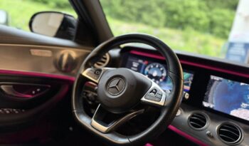 
									Mercedes Benz E 220d Limousine full								