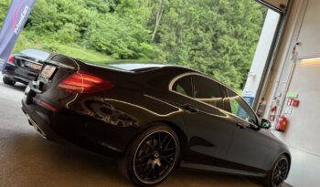 
									Mercedes Benz E 220d Limousine full								
