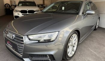 
									Audi A4 Avant 2.0TDI Sport full								