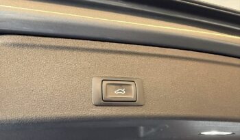 
									Audi A4 Avant 2.0TDI Sport full								