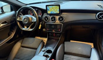 
									Mercedes Benz GLA 200d 4MATIC full								