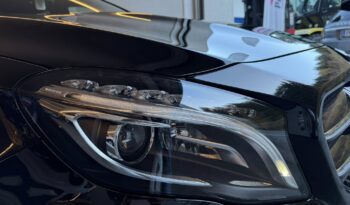 
									Mercedes Benz GLA 200d 4MATIC full								