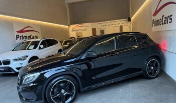 
									Mercedes Benz GLA 200d 4MATIC full								