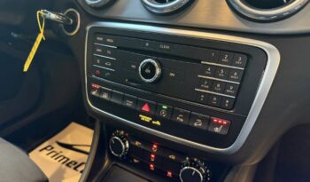 
									Mercedes Benz GLA 200d 4MATIC full								