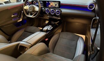 
									Mercedes Benz CLA 200 Coupe/Limousine full								