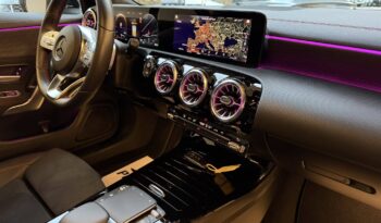 
									Mercedes Benz CLA 200 Coupe/Limousine full								