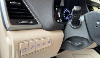 
									HYUNDAI Tucson PLATIN 2.0 CRDI 4WD full								