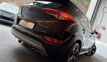 
									HYUNDAI Tucson PLATIN 2.0 CRDI 4WD full								