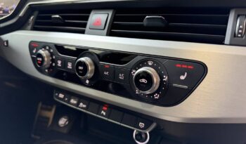 
									Audi A5 Sportback 2.0TDI quattro SPORT full								