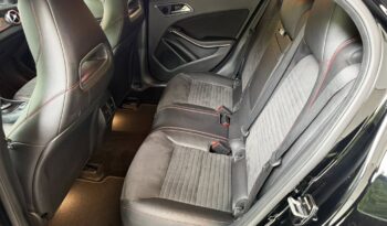 
									Mercedes Benz GLA 200d full								