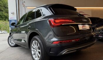 
									Audi Q5 40 TDI quattro Intense full								