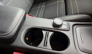 
									Mercedes Benz GLA 200d 4Matic full								
