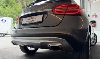 
									Mercedes Benz GLA 200d 4Matic full								