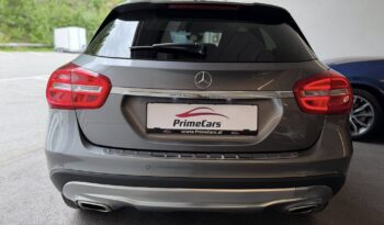 
									Mercedes Benz GLA 200d 4Matic full								