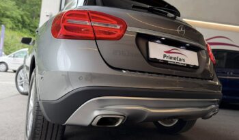 
									Mercedes Benz GLA 200d 4Matic full								