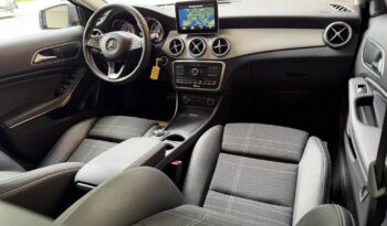 
									Mercedes Benz GLA 200d 4Matic full								