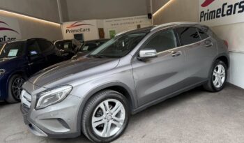 
									Mercedes Benz GLA 200d 4Matic full								