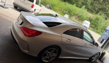 
									Mercedes Benz CLA 200d 4MATIC full								