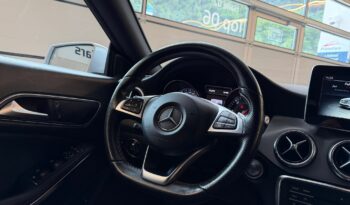 
									Mercedes Benz CLA 200d 4MATIC full								