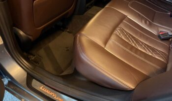 
									BMW 540i xDrive Luxury Line full								