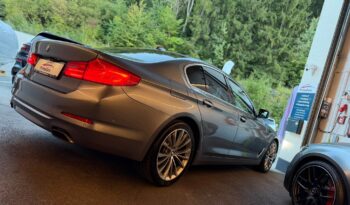 
									BMW 540i xDrive Luxury Line full								